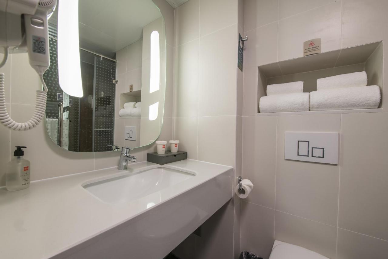 Ibis Chengdu Yongfeng Hotel מראה חיצוני תמונה